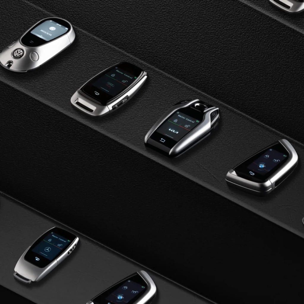 Car key replacement service in the USA with locksmith programming a modern smart key